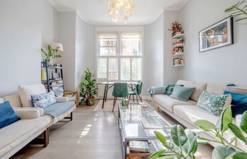 London Dreams Holiday Home