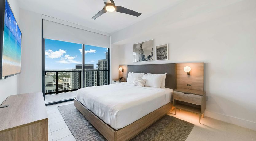 Photo of Downtown Splendour