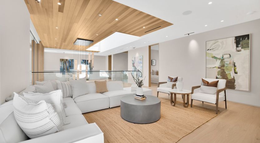 Photo of Beverly Breeze