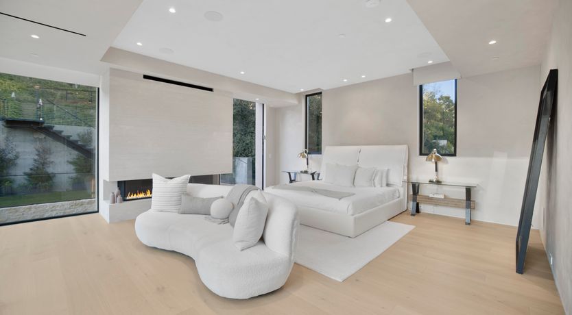 Photo of Beverly Breeze