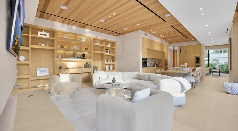 Photo of Beverly Breeze