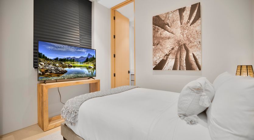 Photo of Beverly Breeze