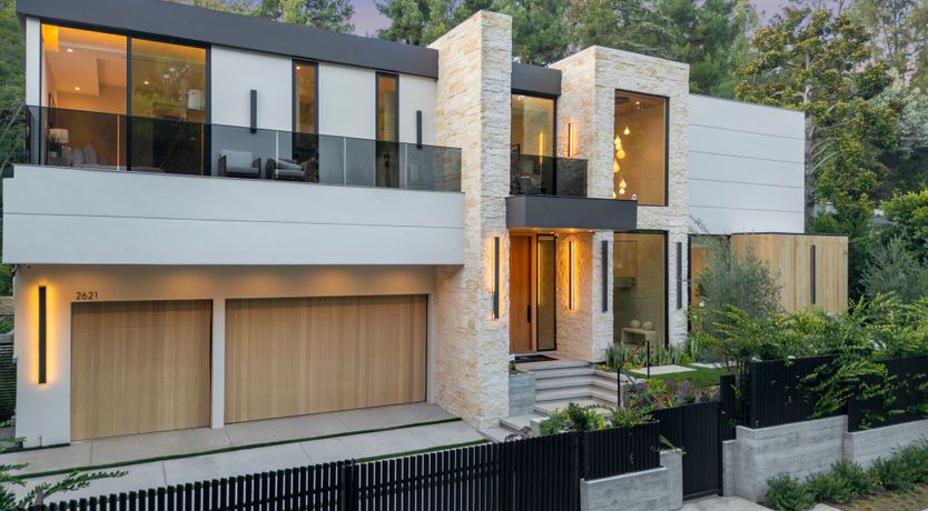 Photo of Beverly Breeze