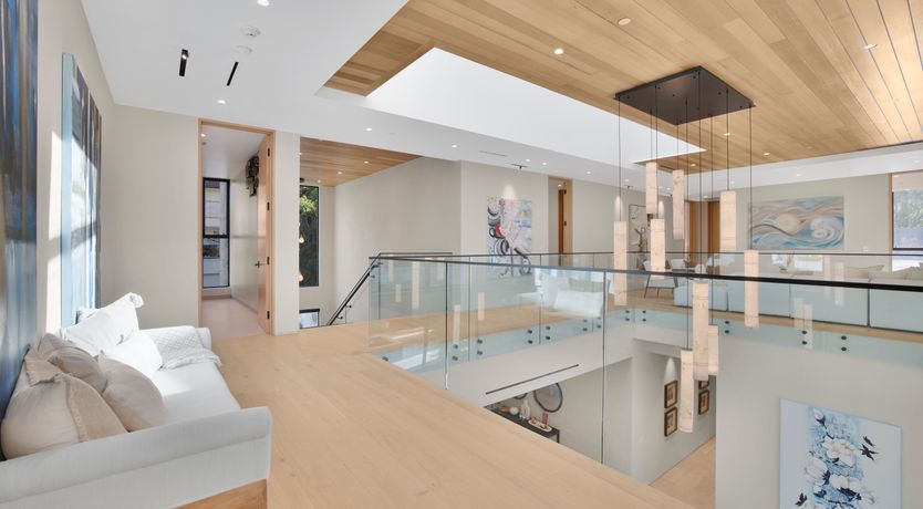 Photo of Beverly Breeze