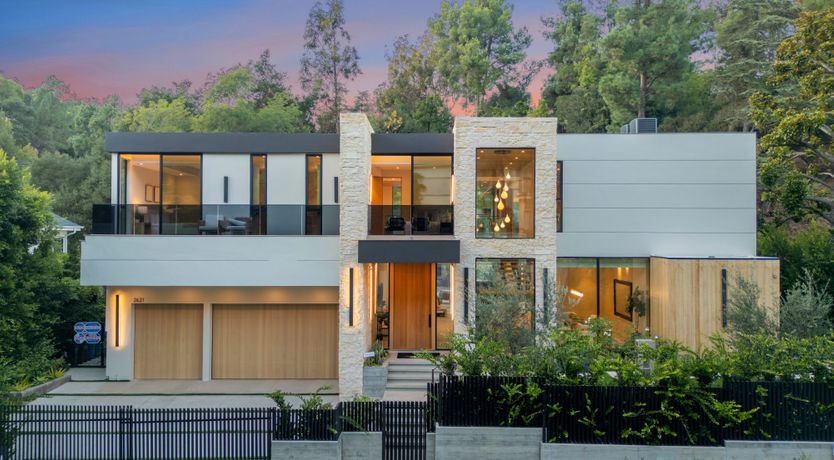 Photo of Beverly Breeze