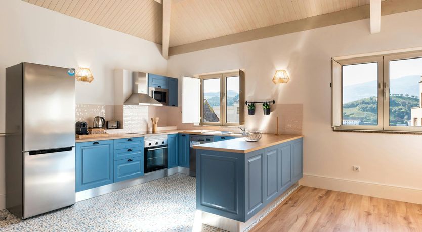 Photo of Golden Douro