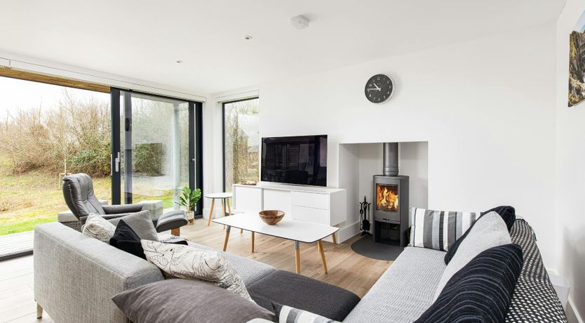 Photo of Silverlake Charm