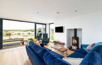 Song of the Lake Holiday Home