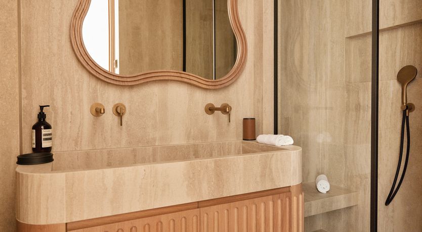 Photo of Elegant View