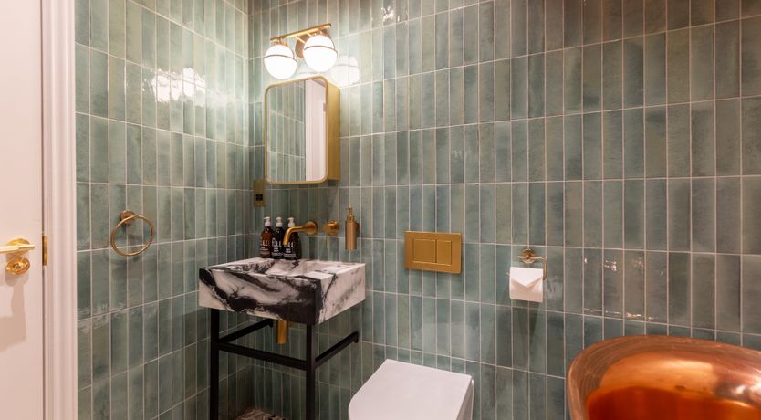 Photo of Living in London