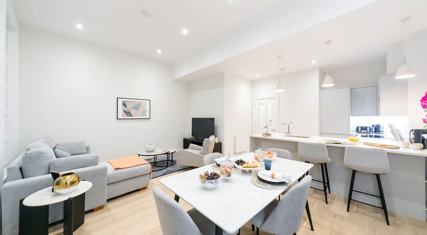 Photo of Covent Chic