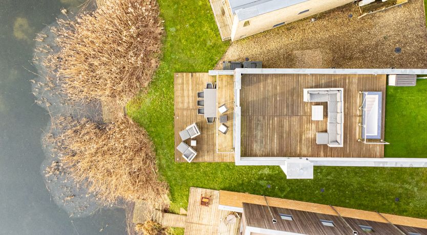 Photo of Rooftop Lake