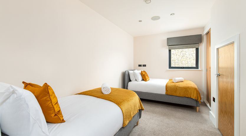 Photo of Rooftop Lake