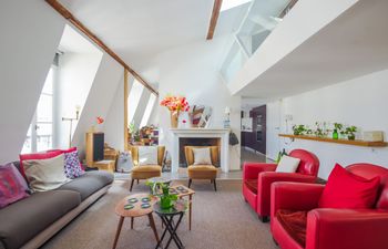Under the Parisian Sky Holiday Home