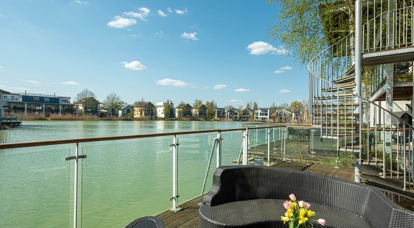 Photo of Wonderful Manor