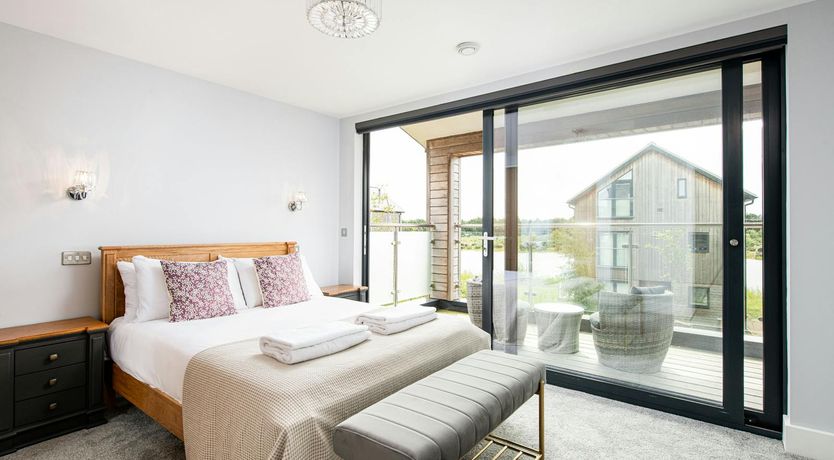 Photo of Lakehouse Escape