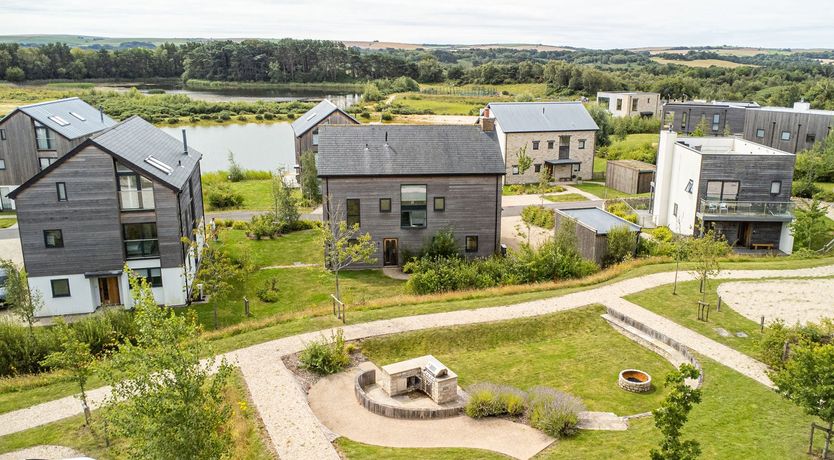 Photo of Lakehouse Escape