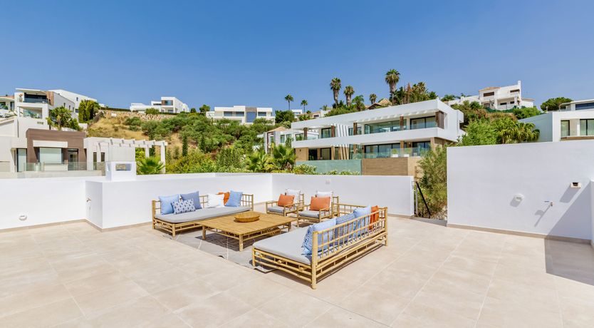 Photo of The Gold Horizon