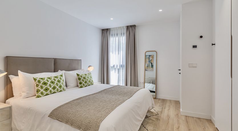 Photo of The Gold Horizon