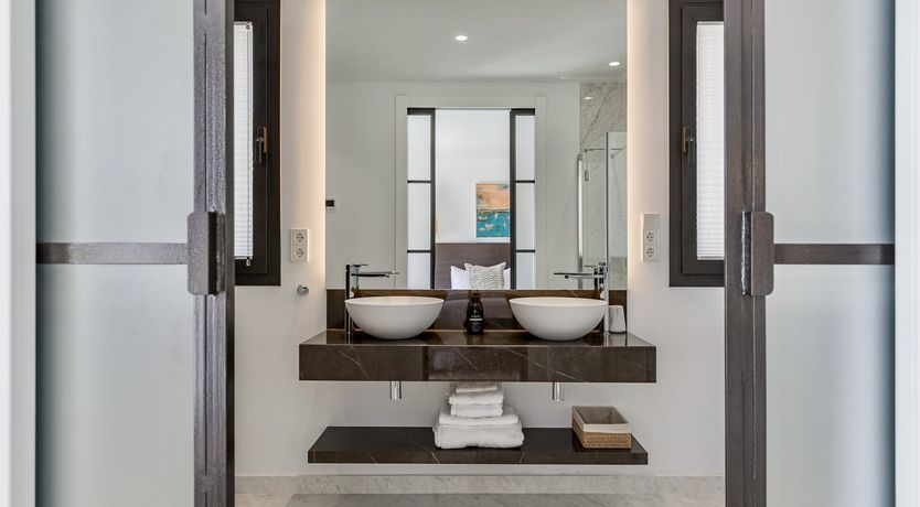 Photo of The Gold Horizon