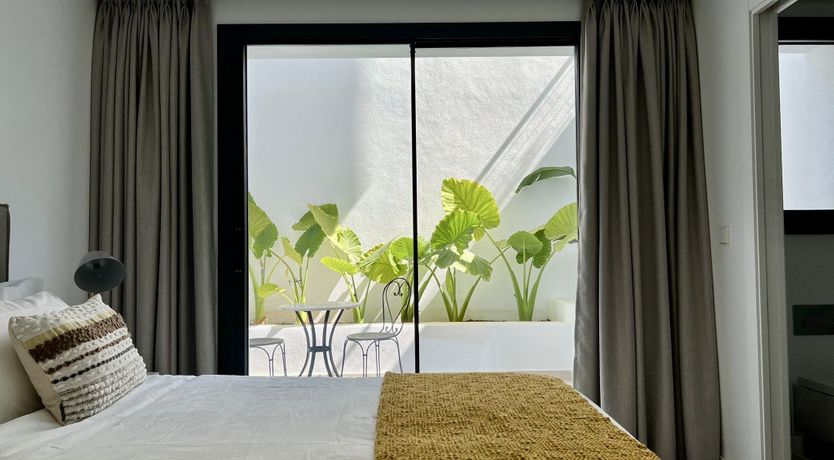 Photo of The Gold Horizon