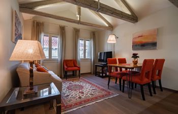 Venetian Splendor Holiday Home
