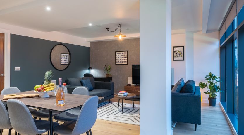 Photo of Manc Retreat