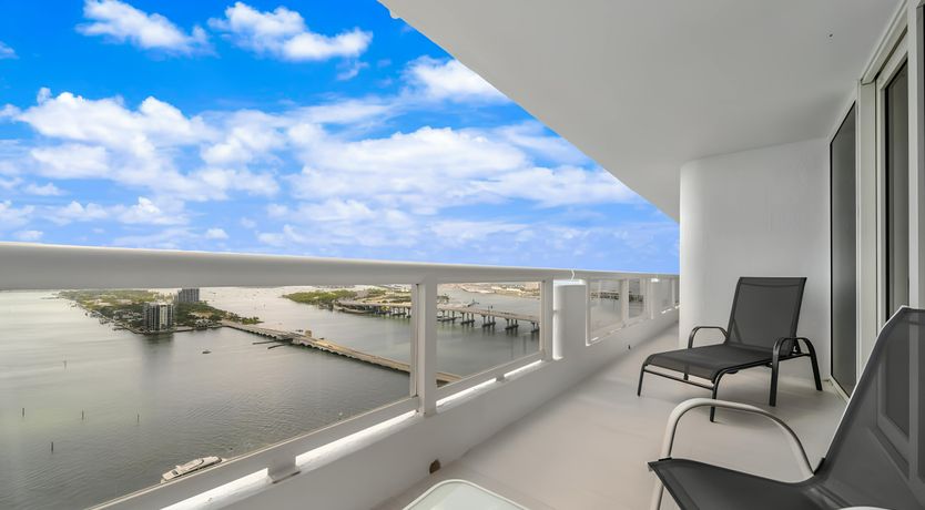 Photo of The Biscayne Breeze