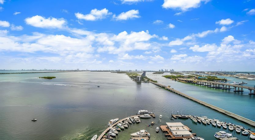 Photo of The Biscayne Breeze