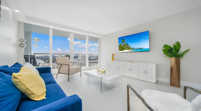 Photo of The Biscayne Breeze