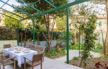 L'Oltrarno Holiday Home