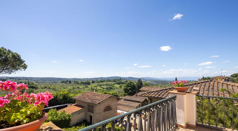 Photo of Chianti Elegance