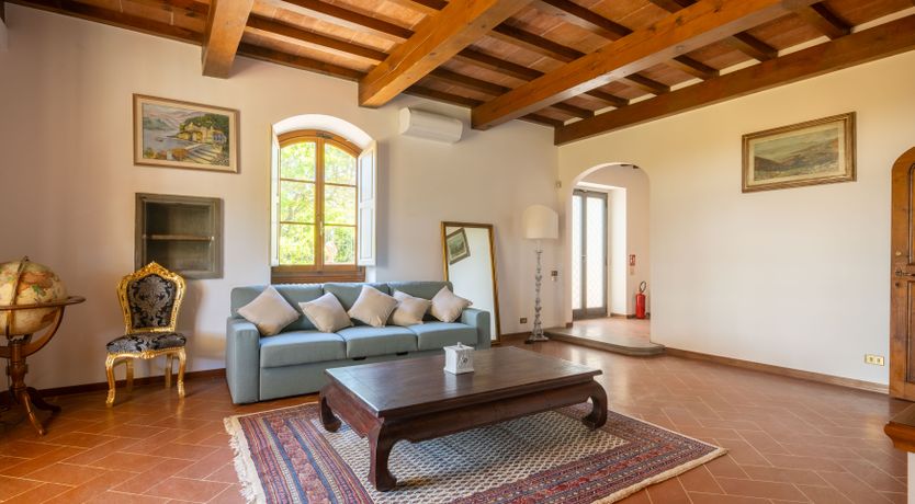 Photo of Chianti Elegance