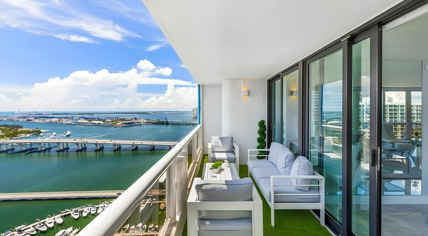 Photo of The Ocean Wave