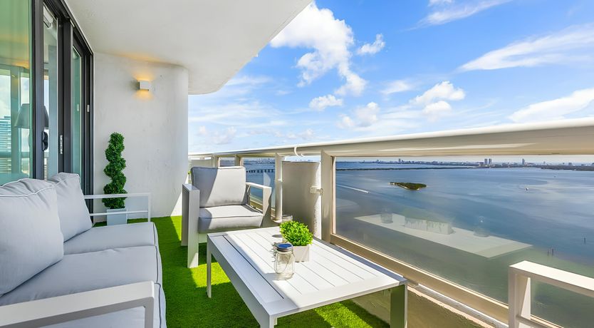 Photo of The Ocean Wave