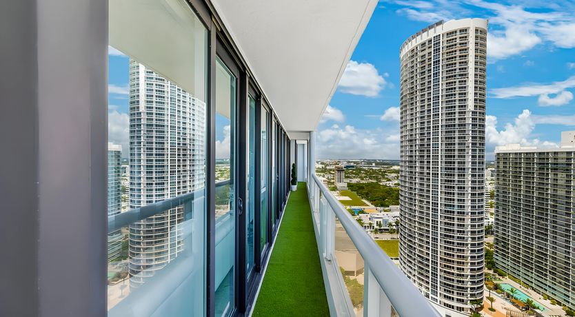 Photo of The Ocean Wave