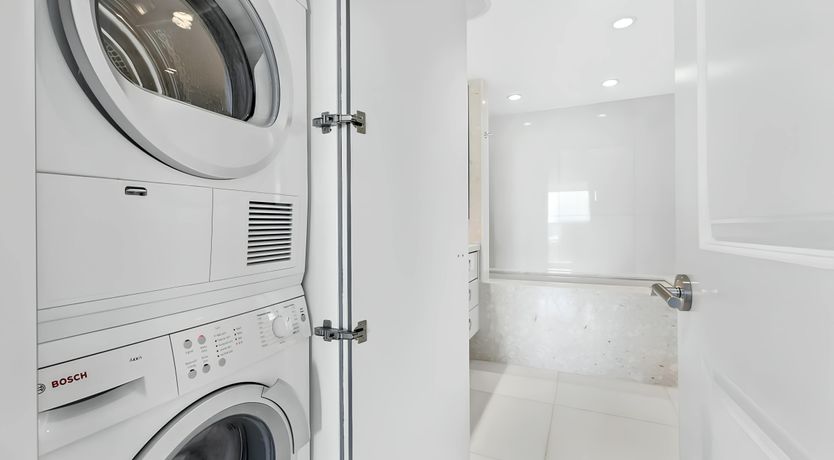 Photo of The Ocean Wave