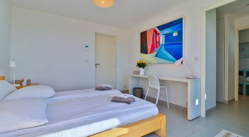 Photo of Riviera Hillside