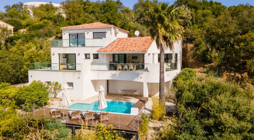 Photo of Riviera Hillside