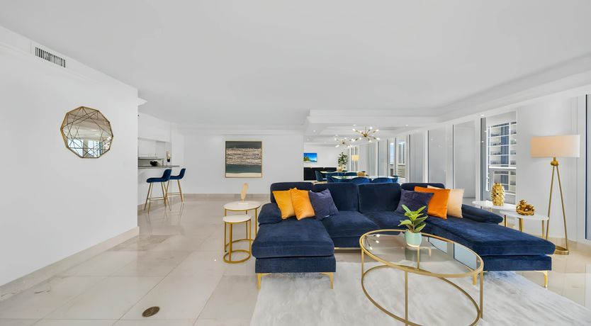 Photo of The Bay & the City