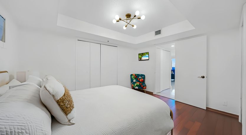 Photo of The Bay & the City