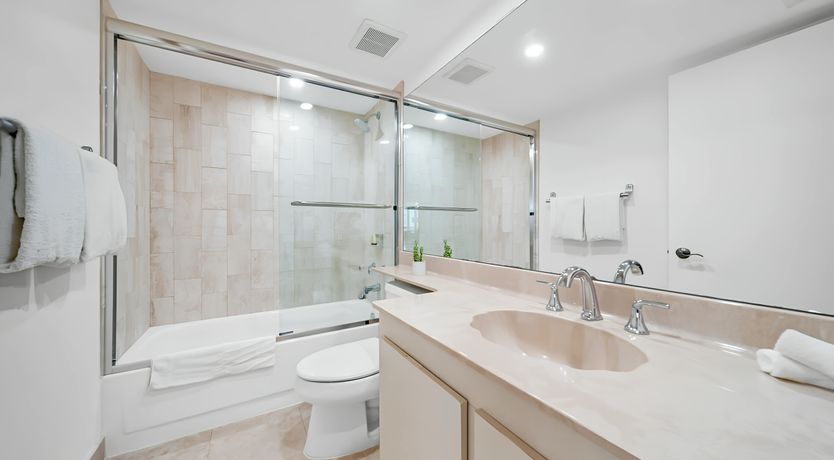 Photo of The Bay & the City