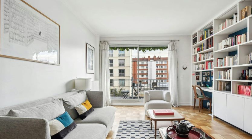 Photo of Court & Pitch