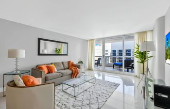 Miami's Symphony Holiday Home
