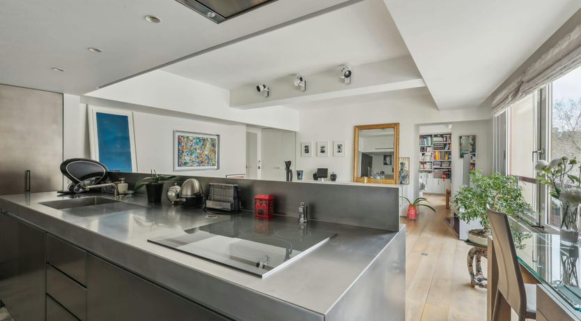 Photo of Along the Seine