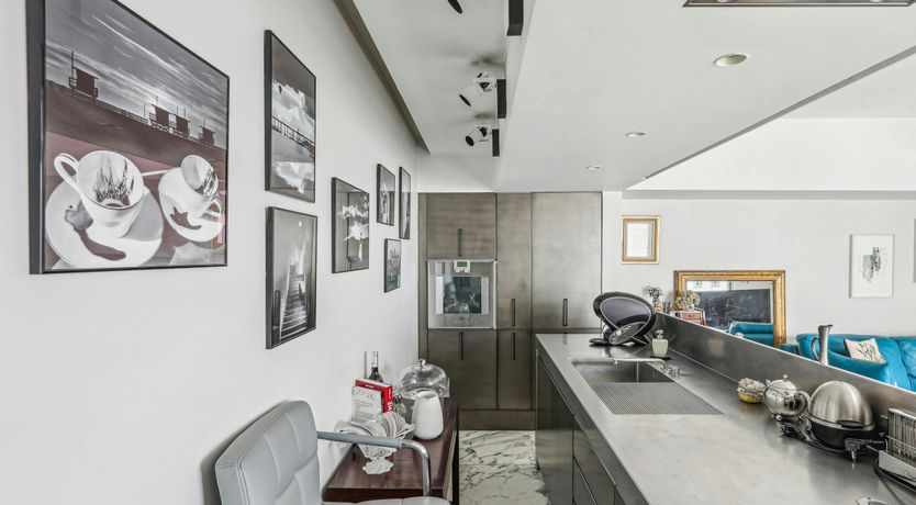 Photo of Along the Seine