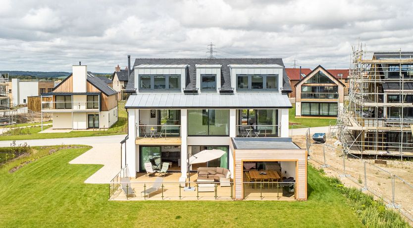 Photo of Harbour Estate