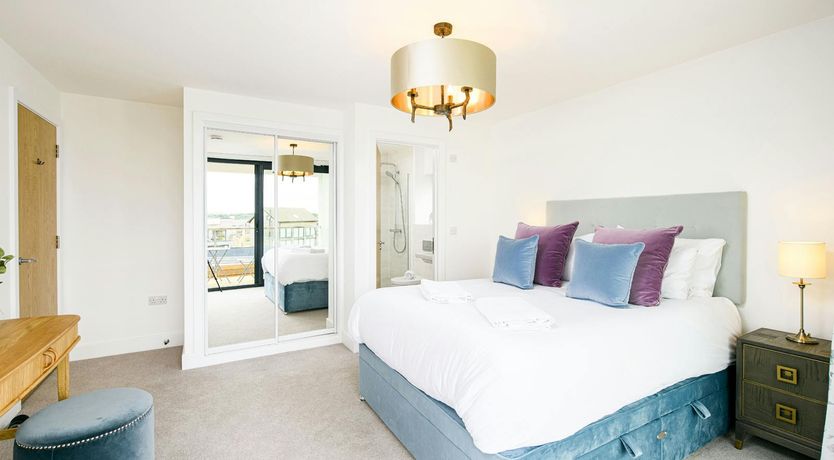 Photo of Harbour Estate