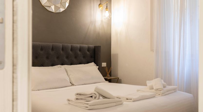 Photo of Jade Stone House