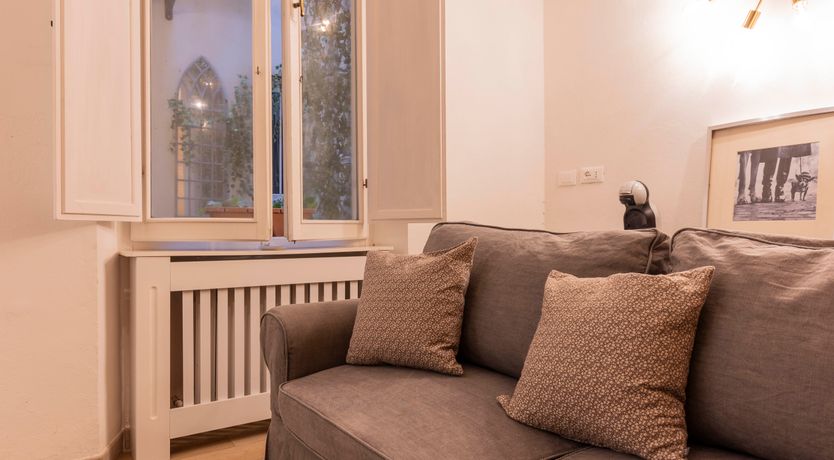 Photo of Jade Stone House